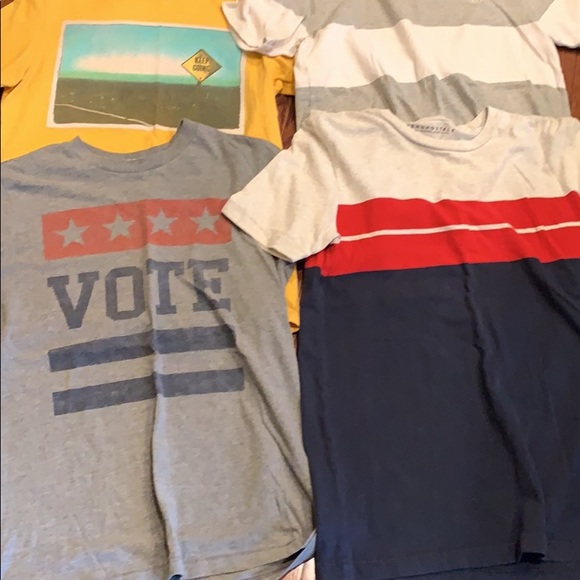 Aeropostale Other - Aeropostale size small T-shirt bundle
